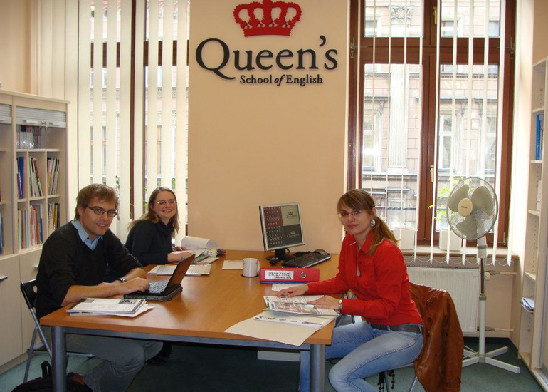 Speed Szkoła Języka Angielskiego Wrocław Queen's School of English Wrocław — kursy języka angielskiego, ranking