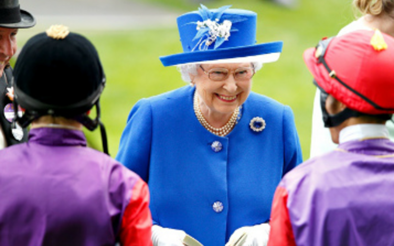Pięć kapeluszy królowej