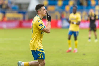 Arka Gdynia – GKS Katowice: wynik meczu, kto wygrał. Marcjanik z golem, ale opuści derby Trójmiasta