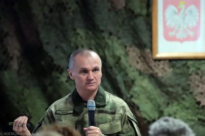 Dlaczego gen. Polko ostro krytykuje prezydenta Nawrockiego po słowach Trumpa