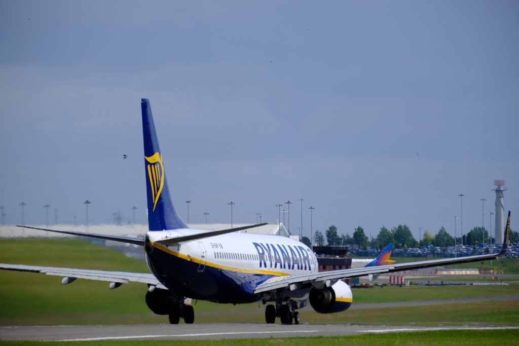 Ryanair odwołuje loty do popularnych kurortów. Zmiany dotkną także Polaków