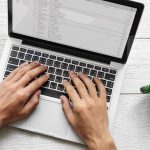 E-mail biznesowy po angielsku: 40 zwrotów do pracy