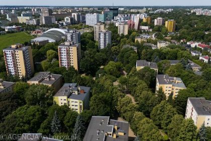 Rynek nieruchomości w Polsce coraz trudniejszy. Mieszkanie 75 m kw. luksusem? Nowy raport pokazuje skalę problemu