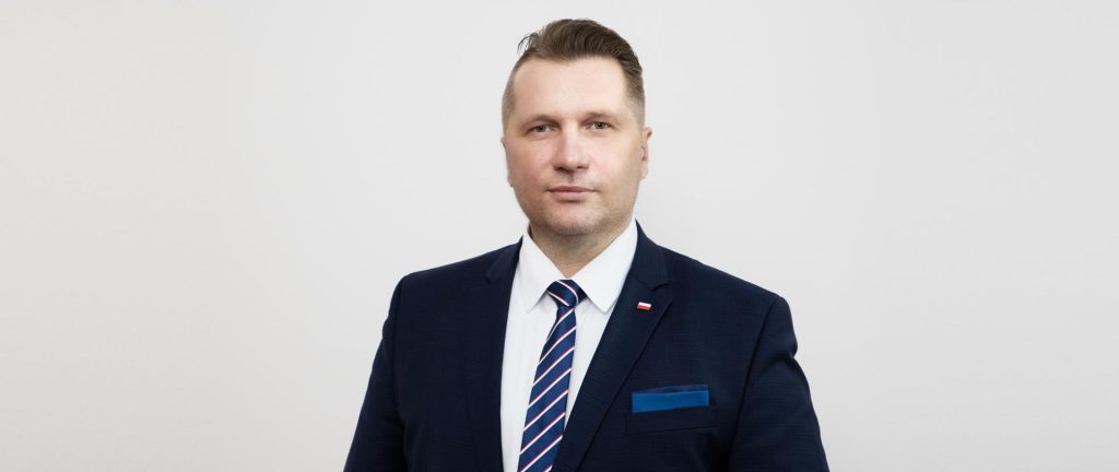 Przemysław Czarnek uczestniczył w kolizji drogowej. Policja podała szczegóły