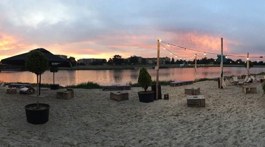 Gdzie kąpać się we Wrocławiu 2026: najlepsze miejsca, plaże, dojazd, trasy