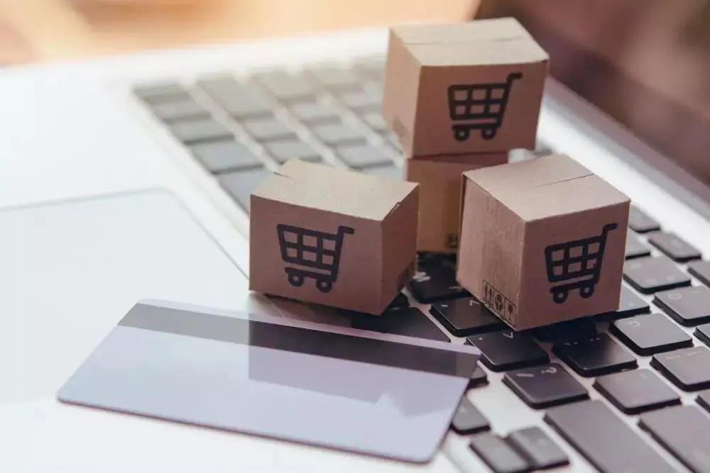 Jak zwrócić towar kupiony online w Polsce 2026? Terminy, prawa i wyjątki