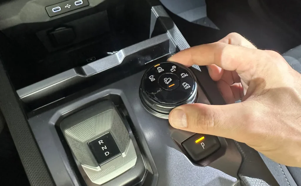 Dacia Striker – dane techniczne, zalety, wady i cena w Polsce w 2026 roku