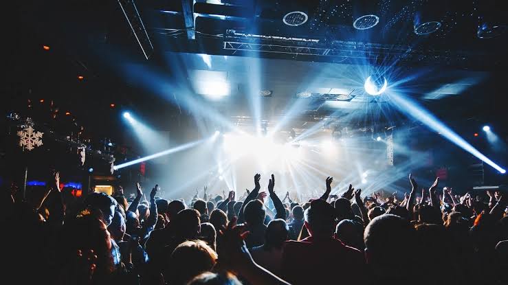 Jak kupić bilety na koncert przez eBilet i zapłacić BLIK-iem?