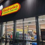 Niedziela handlowa 16 sierpnia 2026. Czy Biedronka, Lidl i galerie będą otwarte?