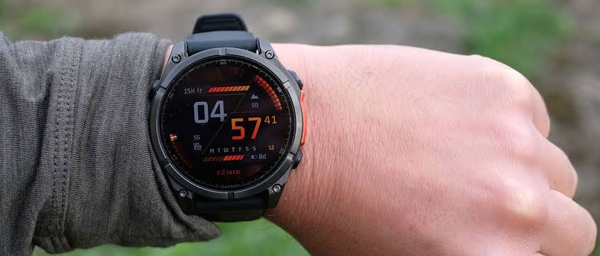 Garmin Fenix 8 AMOLED: specyfikacja, cena i czy warto kupić w Polsce
