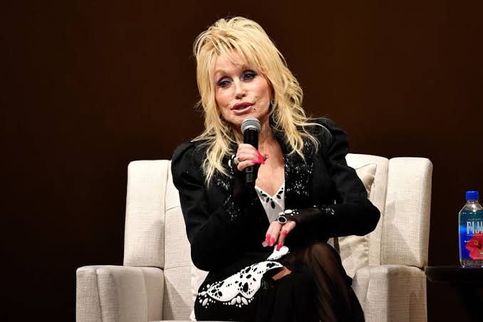 Nie żyje Dolly Parton. Autorka „Jolene” i „I Will Always Love You” miała 80 lat. Вiografia i przyczyna śmierci