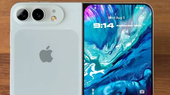 Składany iPhone Ultra może zadebiutować we wrześniu. Tyle wiadomo przed premierą.