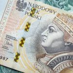 Płaca minimalna 2027 to 4950 zł brutto. Sprawdź kwotę netto