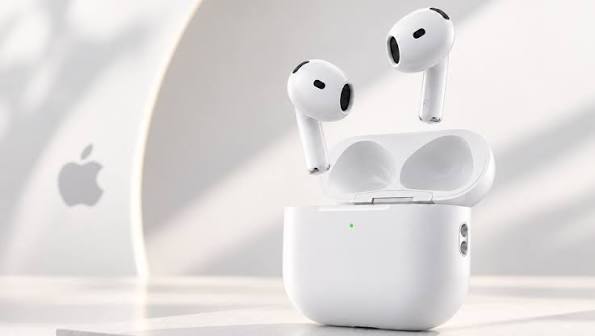 Ile kosztują AirPods 5 w Polsce? Apple podało ceny i termin sprzedaży