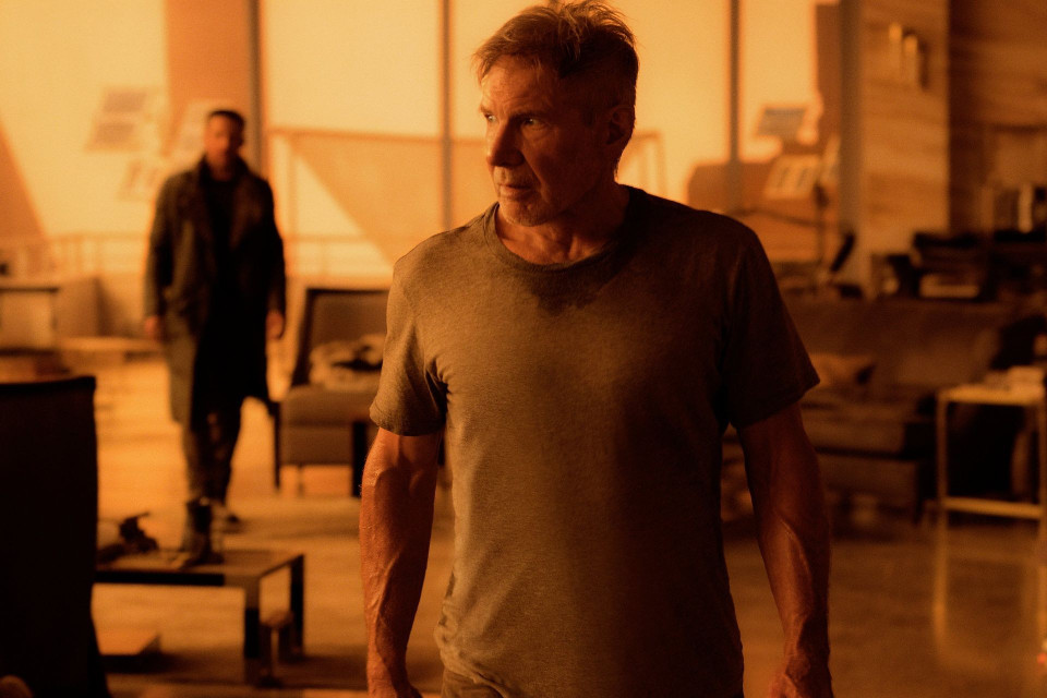 „Blade Runner 2049” dzisiaj w telewizji. Kiedy i gdzie oglądać? Godzina i kanał