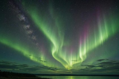 Zorza polarna w Polsce jesienią 2026. Kiedy i gdzie ją obserwować?