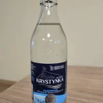 Szkło w wodzie mineralnej. GIS wskazał numer niebezpiecznej partii