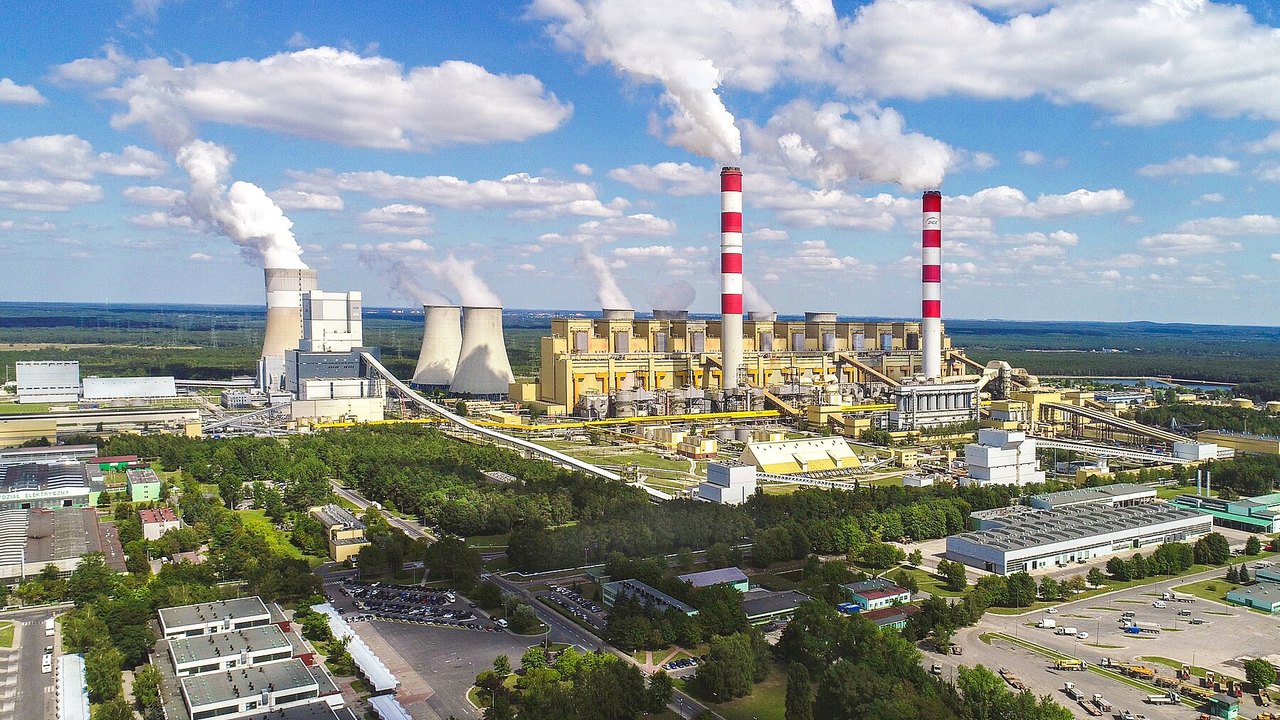 Elektrownia Bełchatów – jedna z lokalizacji branych pod uwagę dla drugiej elektrowni jądrowej