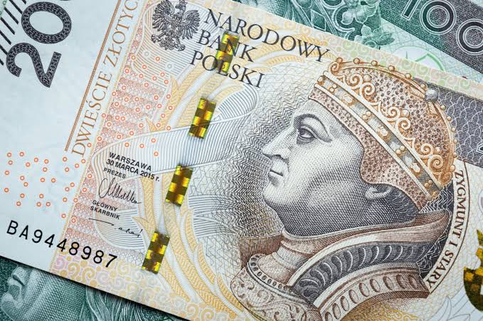 Koniec 800+ coraz bliżej? Demografia zmienia rachunek Polski