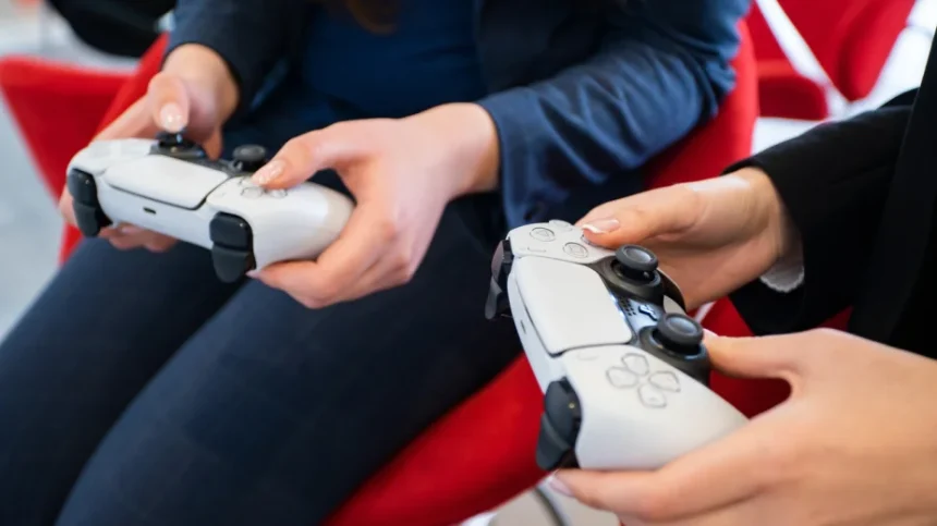 Gry z PS5 na Xbox Series X? Modderzy pokazali, że to możliwe
